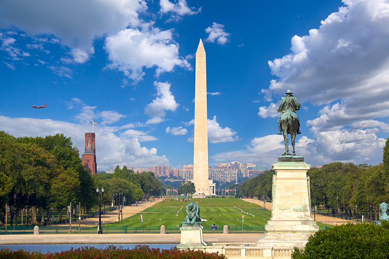 Washington Monument view in Washington DC